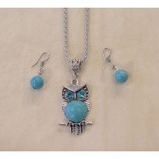 Dabīgo akmeņu kaklarota un auskari